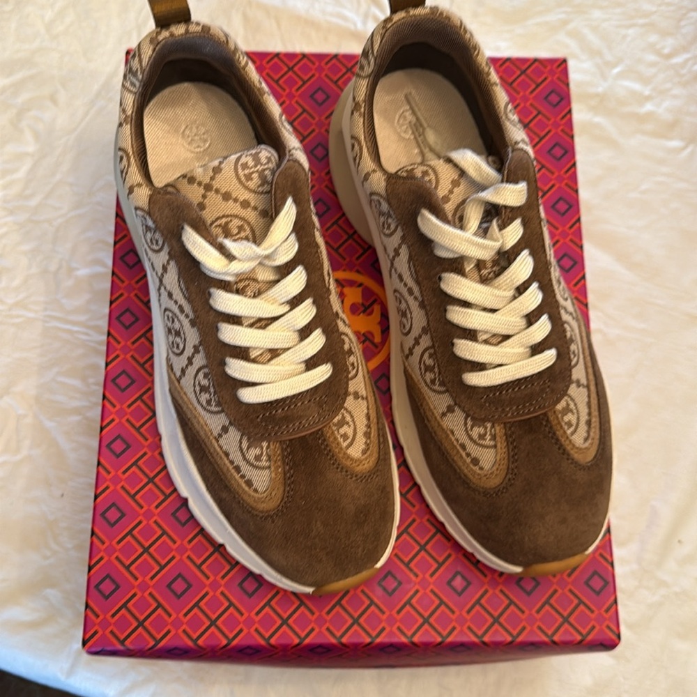 Tory Burch T Monogram Good Luck Trainer Sneak - Picture 2 of 7